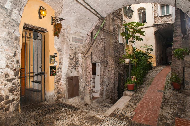 B&B Il Libro Verde Dolceacqua Buitenkant foto